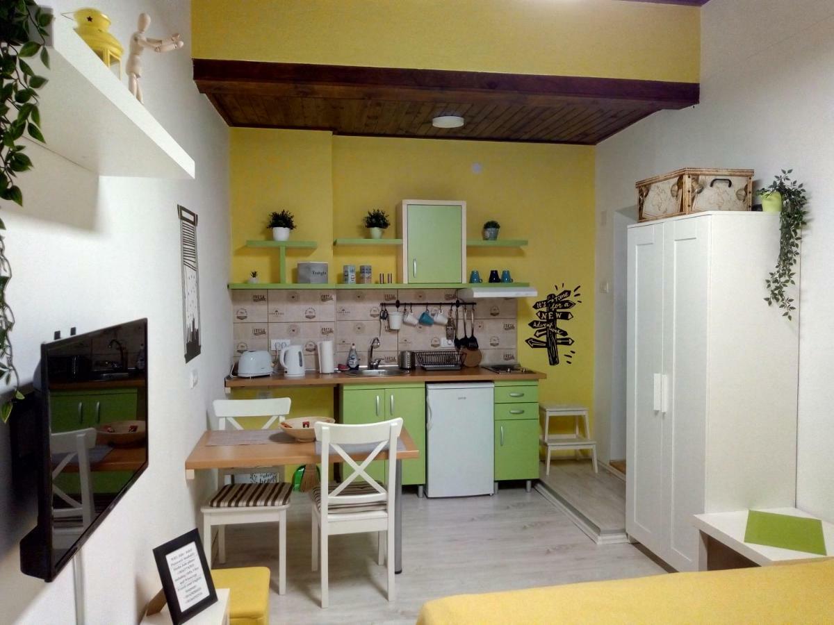 Apartamento Studio Jolie Novi Sad Exterior foto